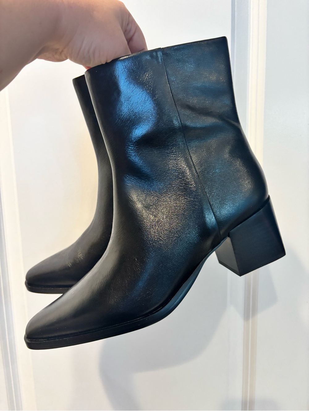 Madewell Black Leather Clean Block Heel Ankle Boots